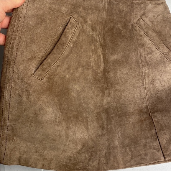 BLANK NYC 100% LEATHER SKIRT WITH POCKETS SIZE 25 - Picture 2 of 8